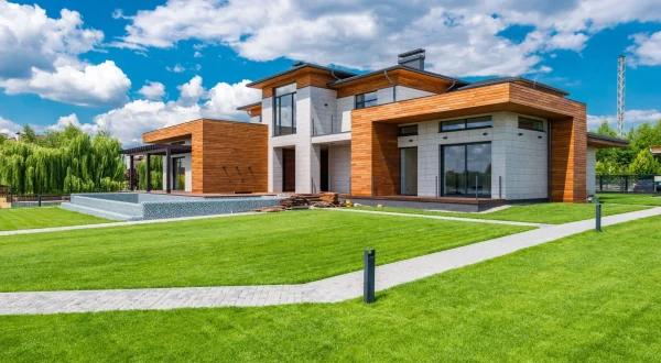 Settore Residenze (villa) Soluzioni IT per residenze — villa moderna con giardino